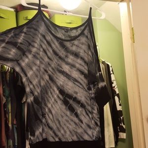 Cutout sleeves tie dye shirt